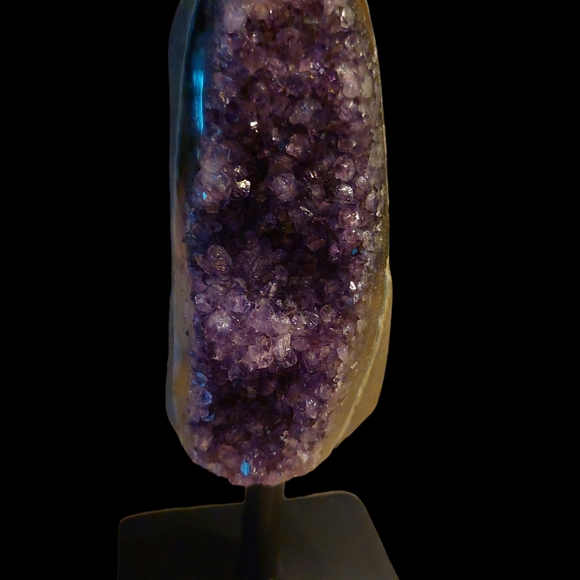Small Raw Amethyst Geode Quartz Crystal On Pedestal - Picture 2 of 4